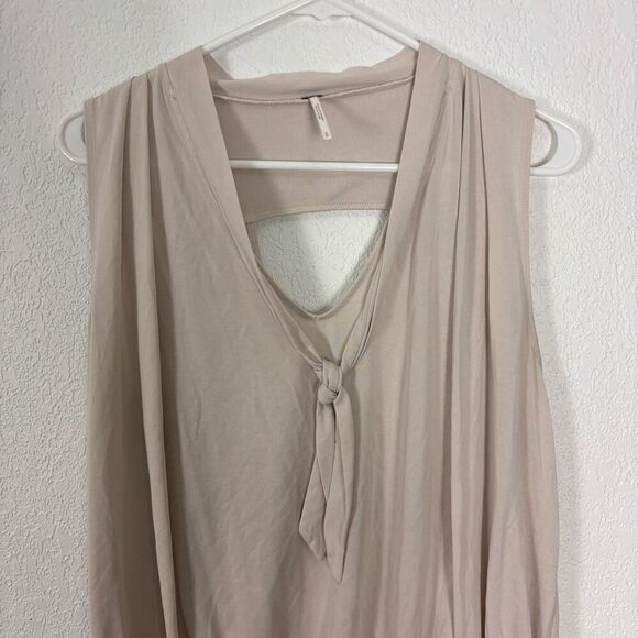 Free People Bone Color V Neck Cutout Back Tank Top Size Small - Picture 3 of 6